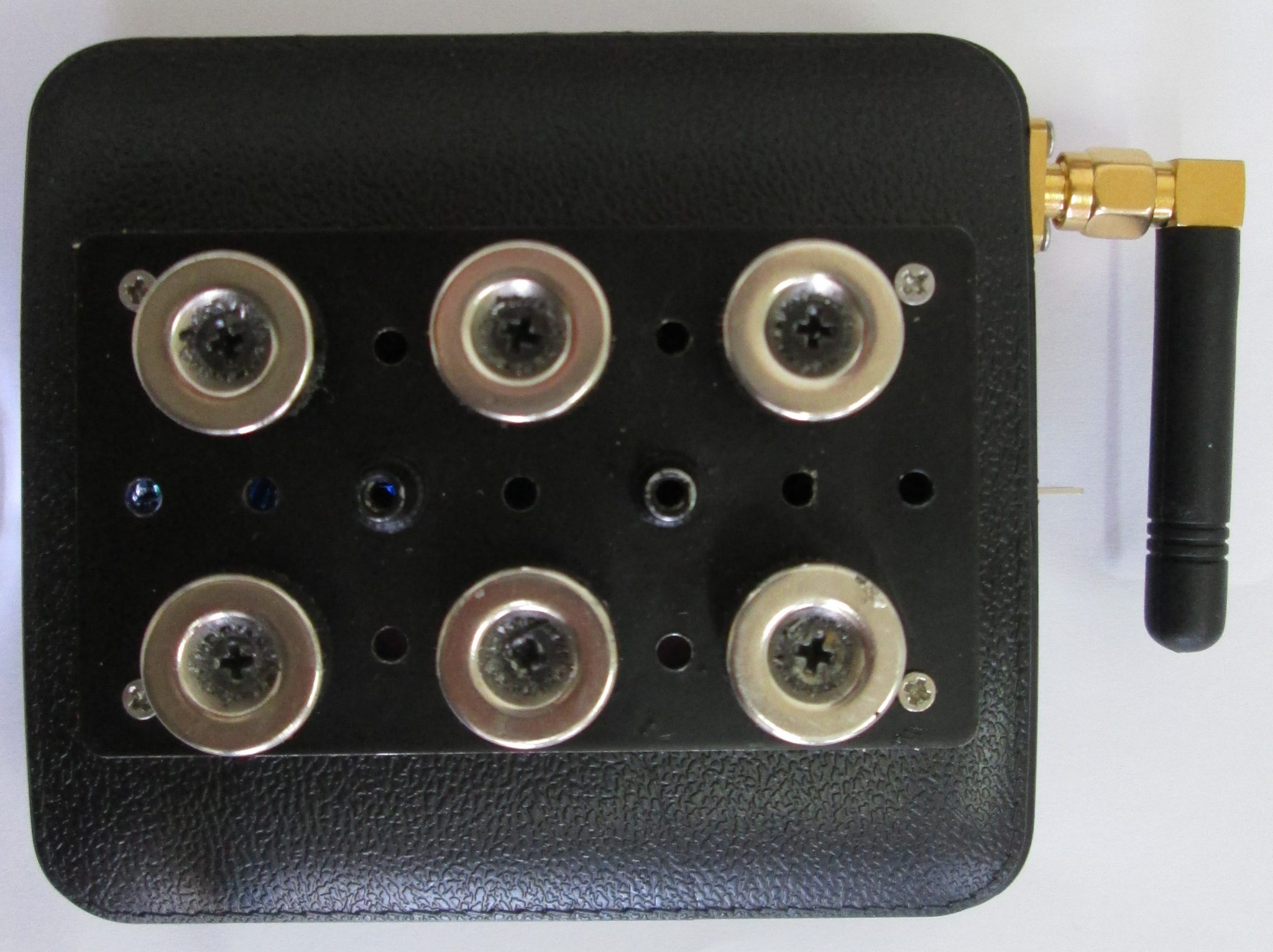 Smart Remote Control Jammer طراحی تجهیزات حفاظتی و مراقبتی